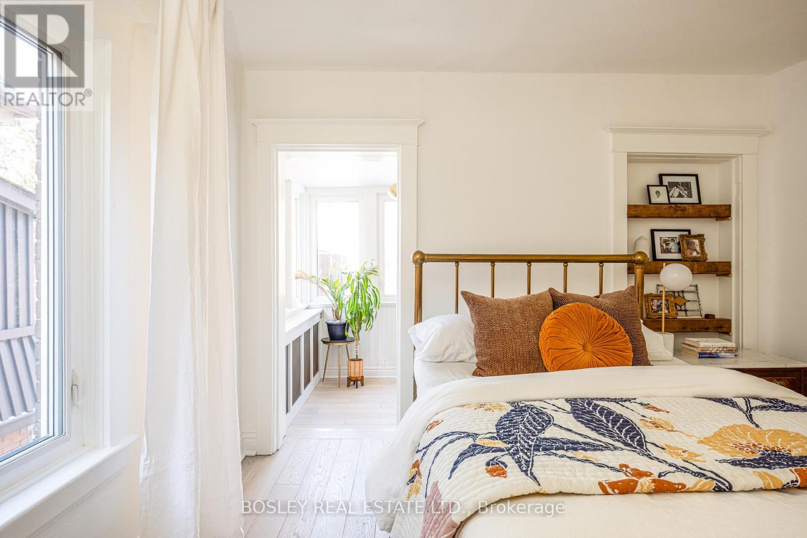 110 Grenadier Road, Toronto, Ontario  M6R 1R4 - Photo 23 - W12839176