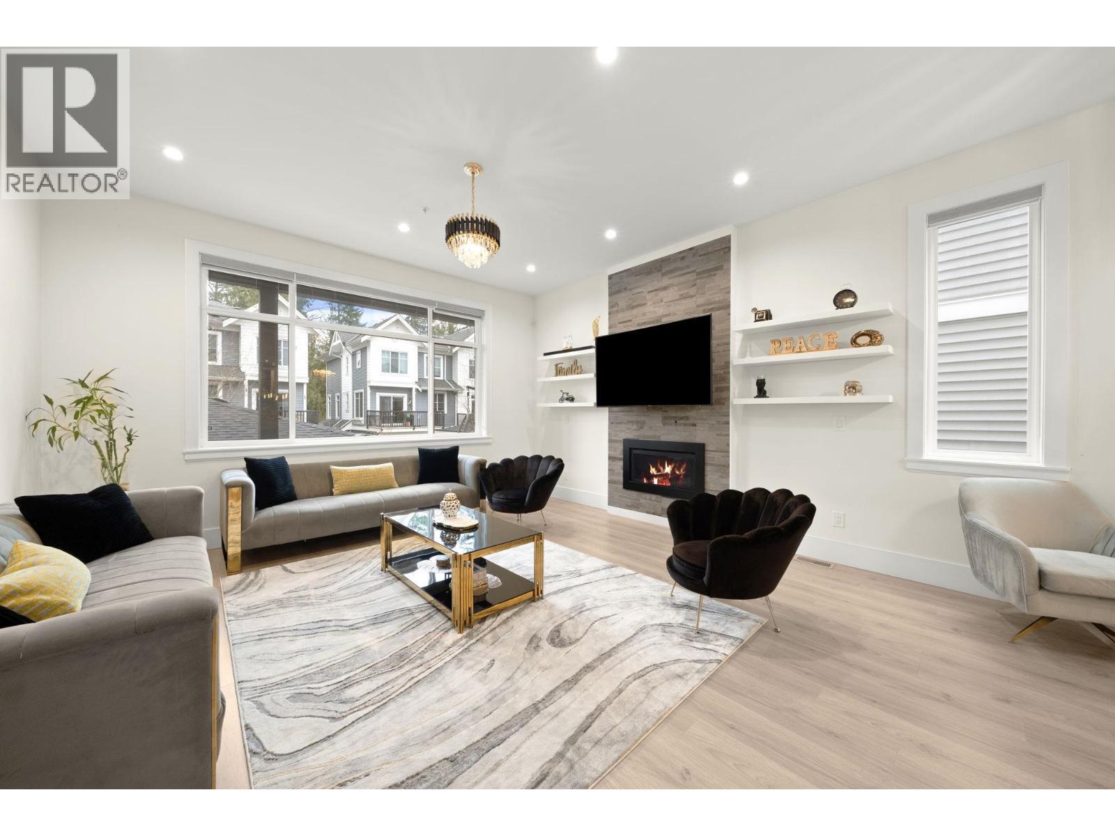 11042 240 Street, Maple Ridge, British Columbia  V2W 1H6 - Photo 3 - R3095615