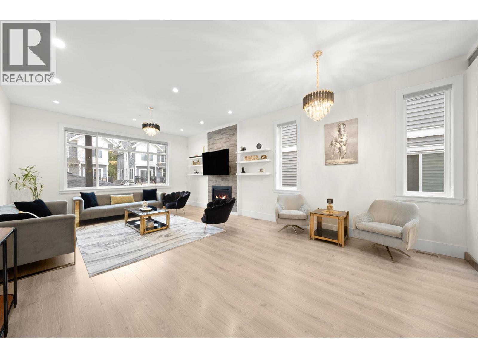 11042 240 Street, Maple Ridge, British Columbia  V2W 1H6 - Photo 2 - R3095615