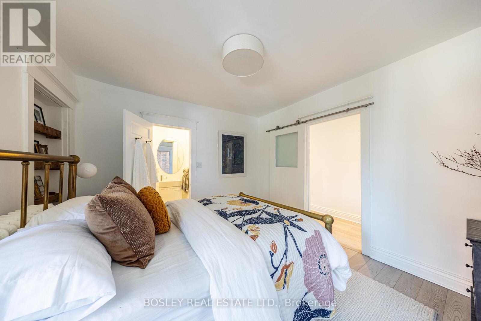 110 Grenadier Road, Toronto, Ontario  M6R 1R4 - Photo 24 - W12839176