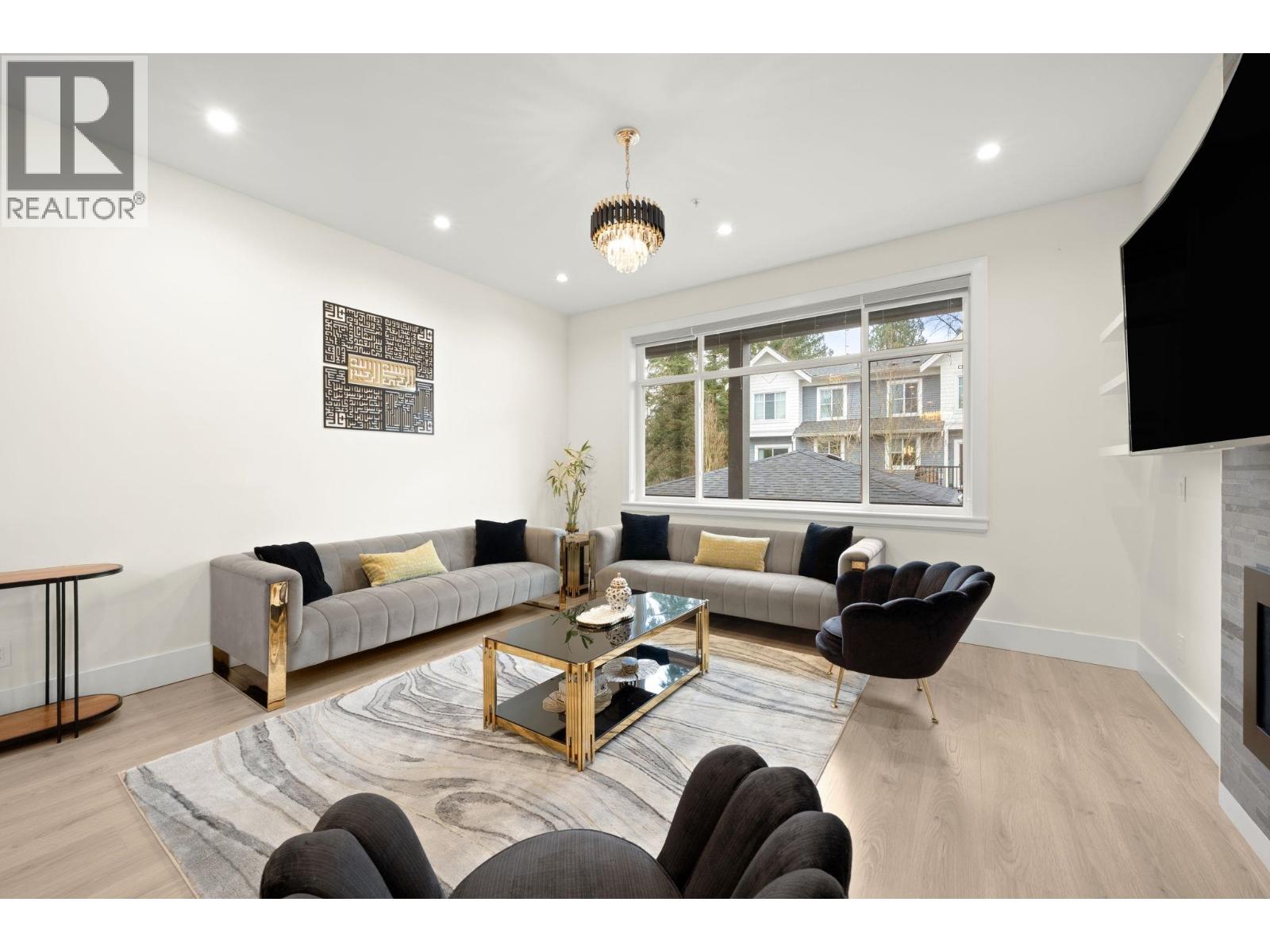 11042 240 Street, Maple Ridge, British Columbia  V2W 1H6 - Photo 4 - R3095615