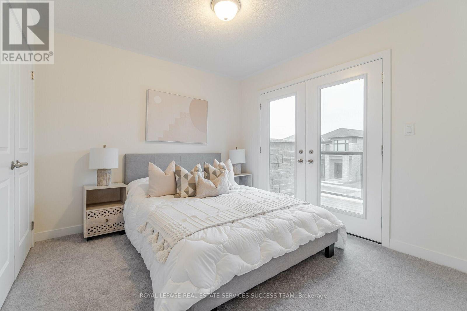 1496 Rose Way, Milton, Ontario  L9E 1V7 - Photo 15 - W12842202