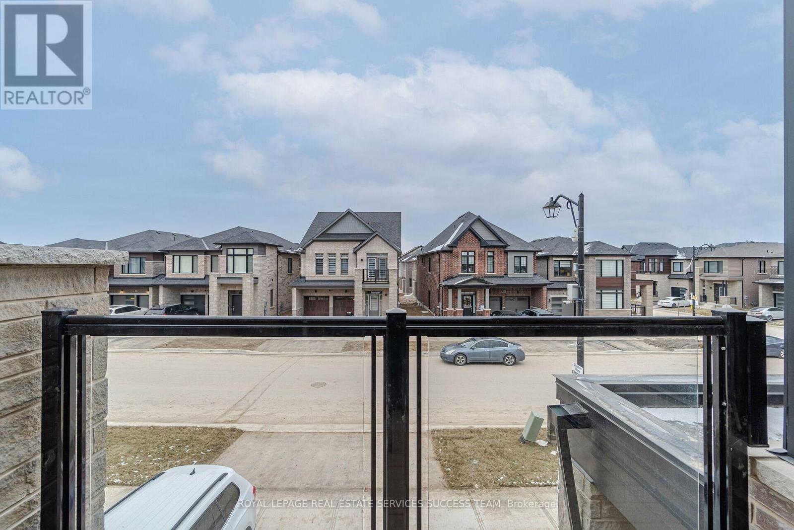 1496 Rose Way, Milton, Ontario  L9E 1V7 - Photo 17 - W12842202