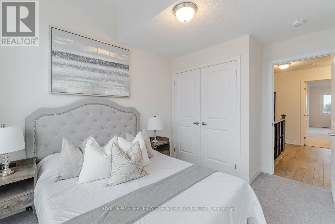 1496 Rose Way, Milton, Ontario  L9E 1V7 - Photo 19 - W12842202