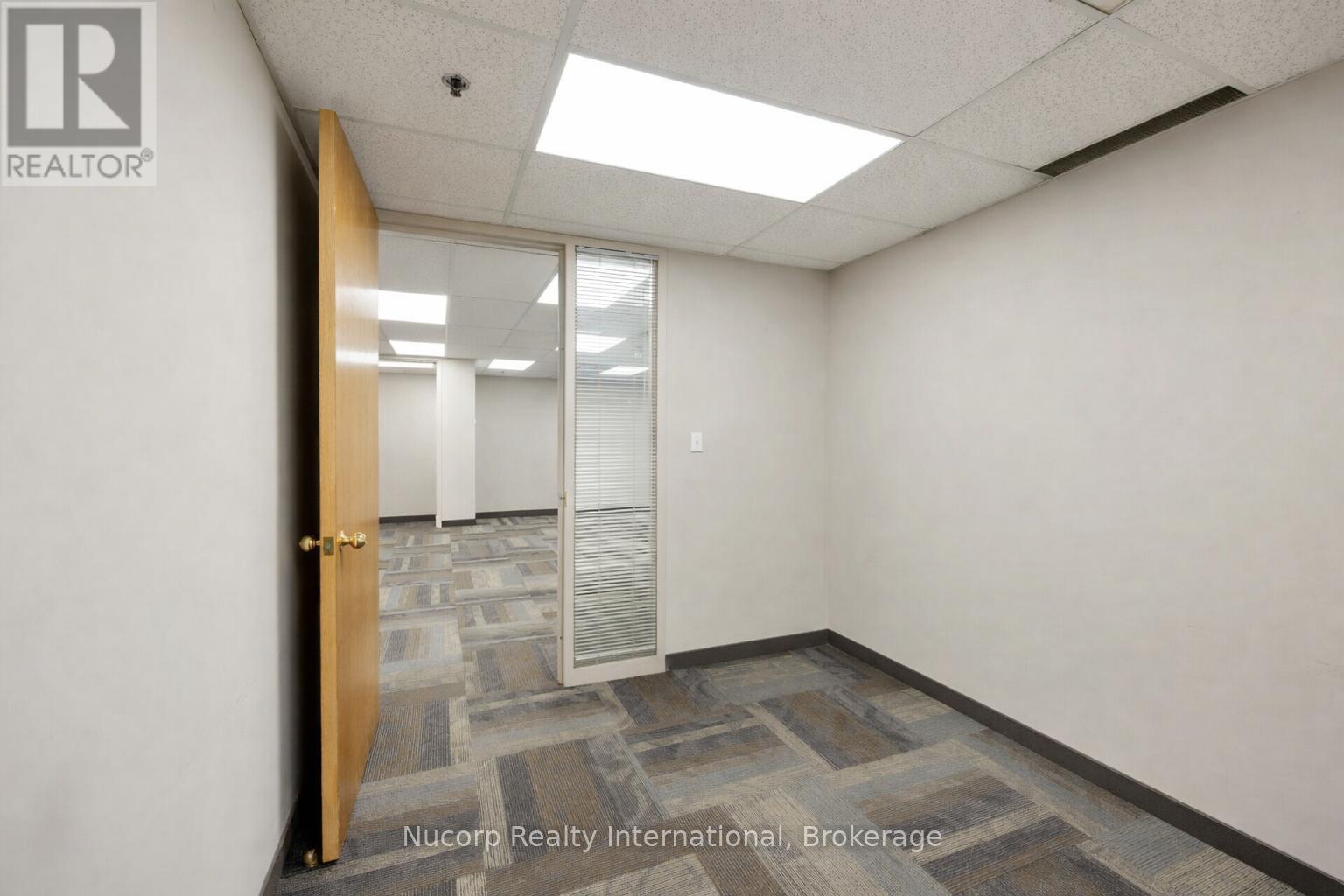 Unit #200 - 2709 Coventry Road, Oakville, Ontario  L6H 5V9 - Photo 11 - W12842214
