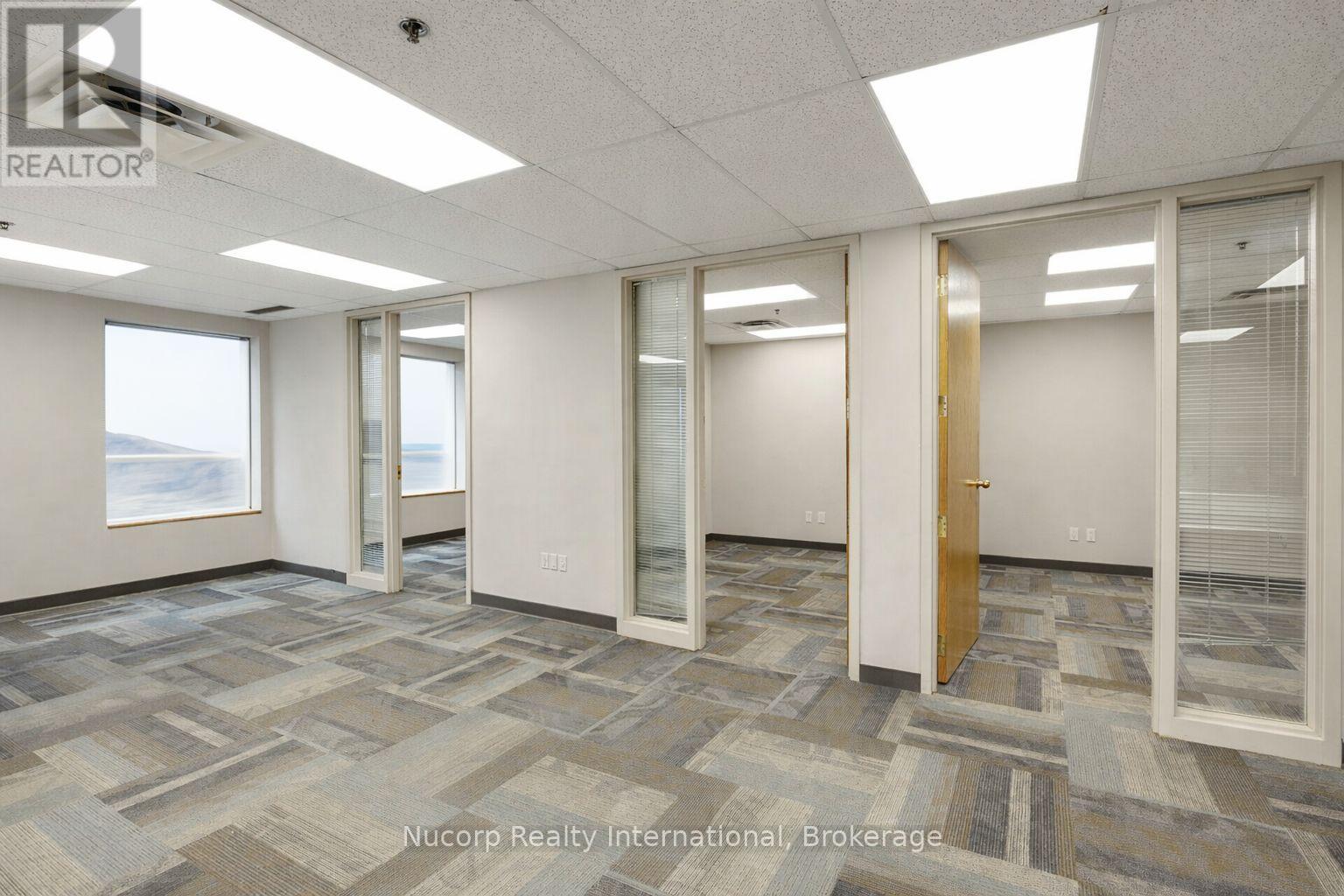 Unit #200 - 2709 Coventry Road, Oakville, Ontario  L6H 5V9 - Photo 5 - W12842214