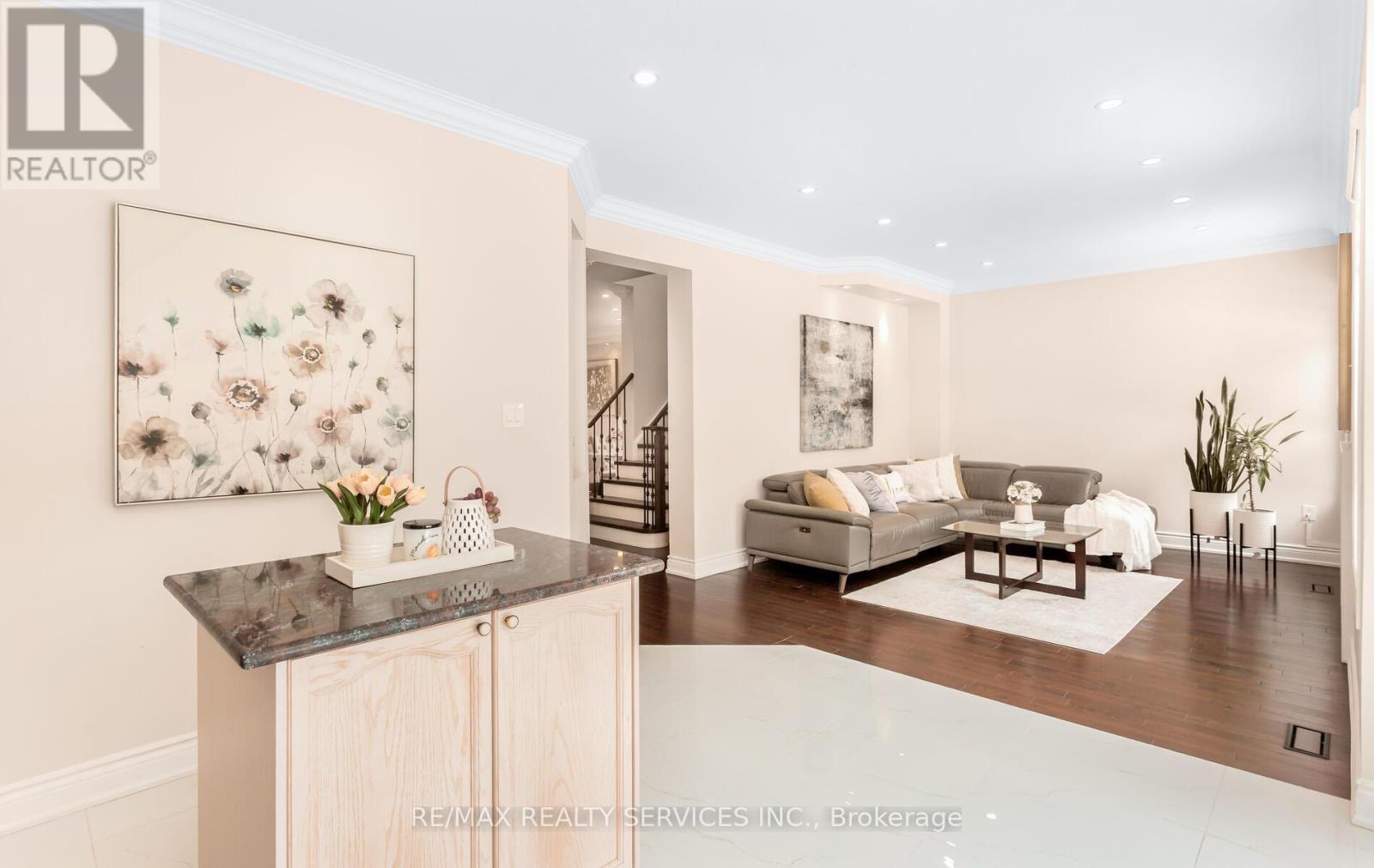 4829 St. Martin Mews, Mississauga, Ontario  L5M 7J9 - Photo 17 - W12842226