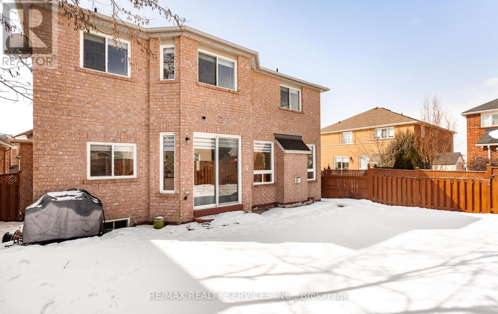 4829 St. Martin Mews, Mississauga, Ontario  L5M 7J9 - Photo 48 - W12842226