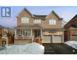 4829 ST. MARTIN MEWS, Mississauga, Ontario