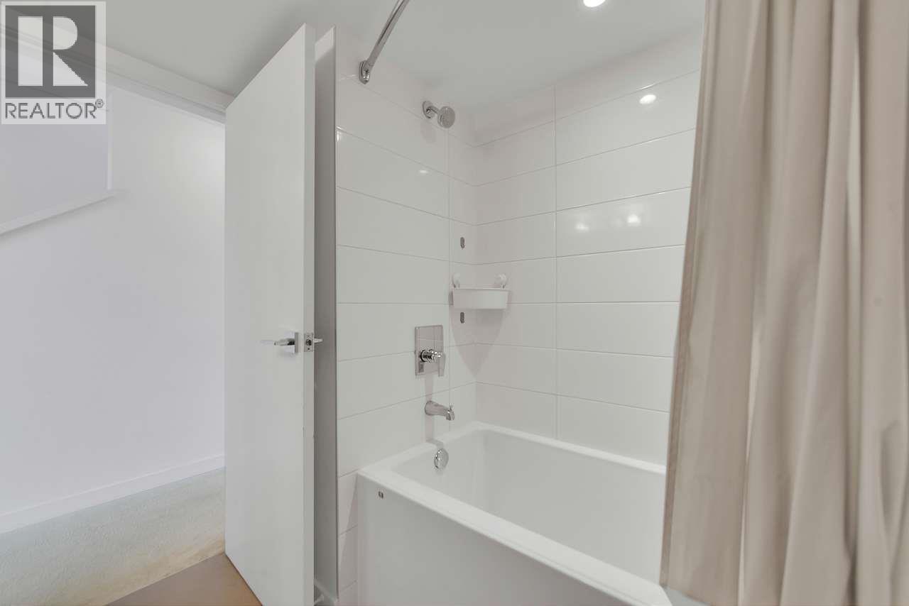 6 7039 Macpherson Avenue, Burnaby, British Columbia  V5J 4N4 - Photo 25 - R3095298