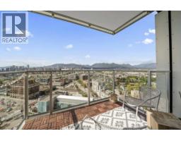 1911 285 E 10TH AVENUE, Vancouver, British Columbia