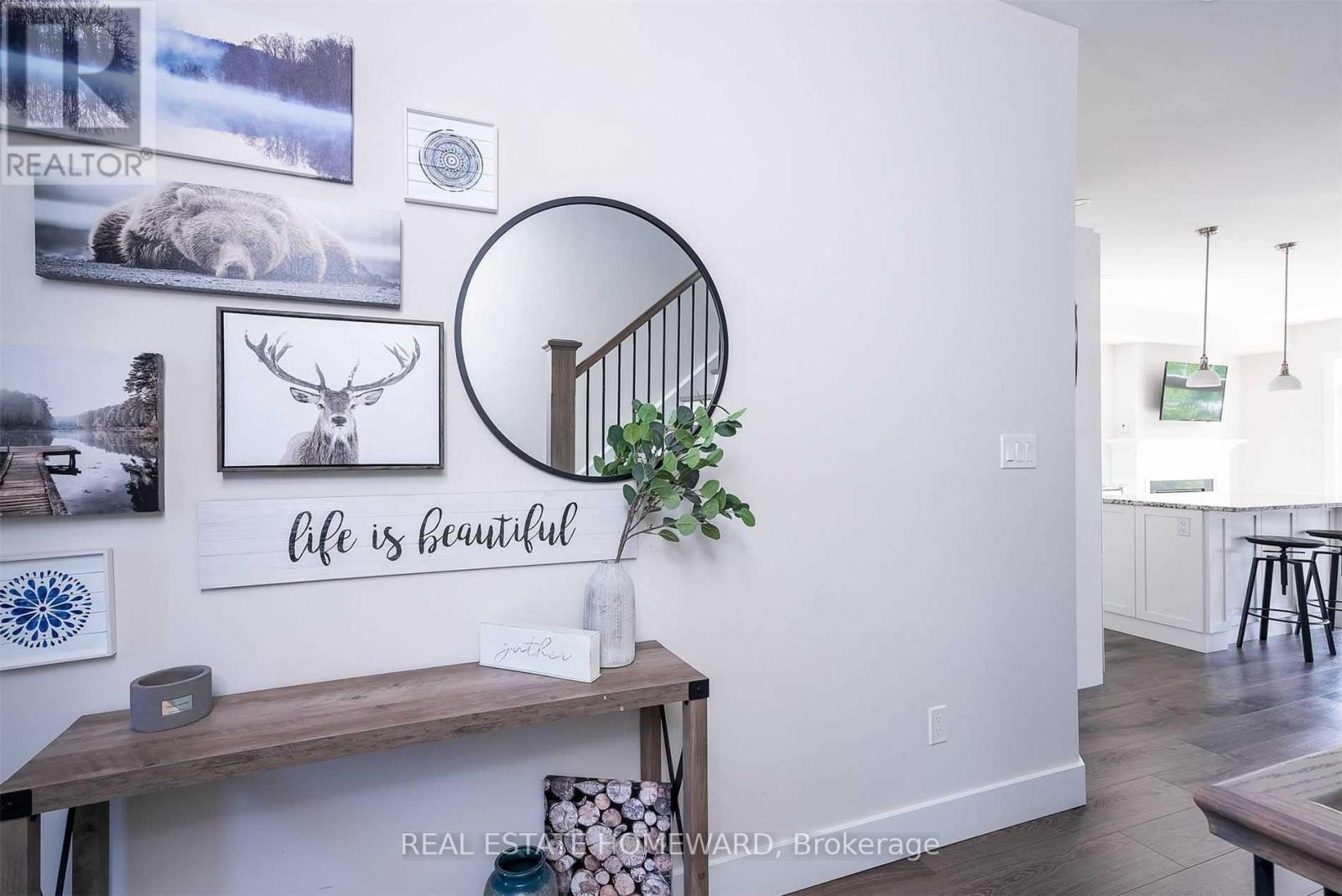 222 Yellow Birch Crescent, Blue Mountains, Ontario  L9Y 0R4 - Photo 3 - X12842232