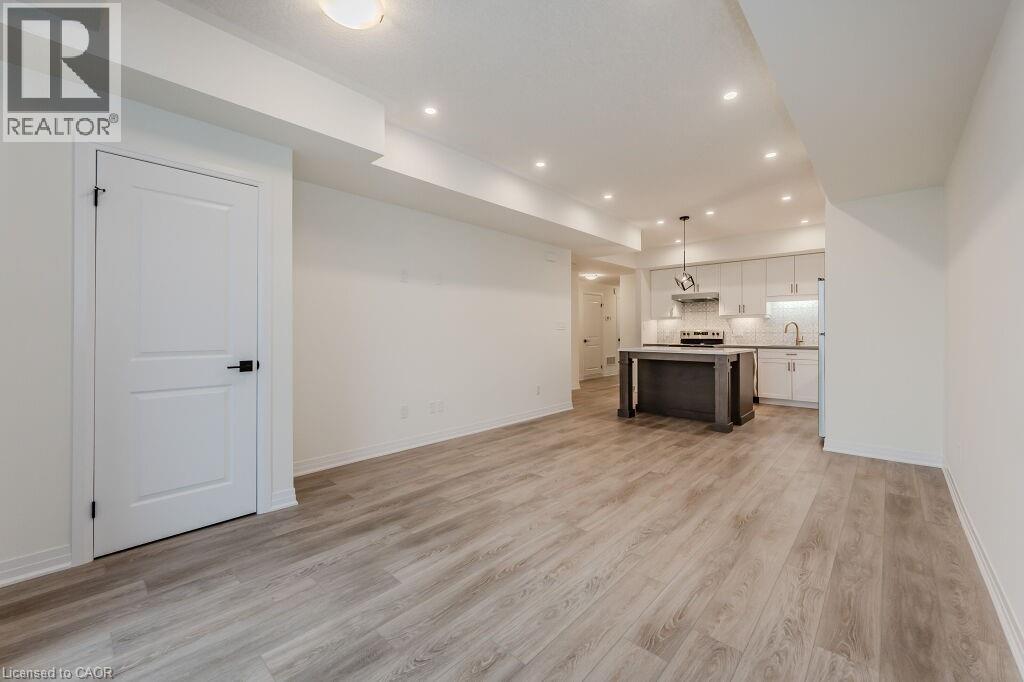 142 Foamflower Place Unit# C42, Waterloo, Ontario  N2V 0G9 - Photo 4 - 40809399