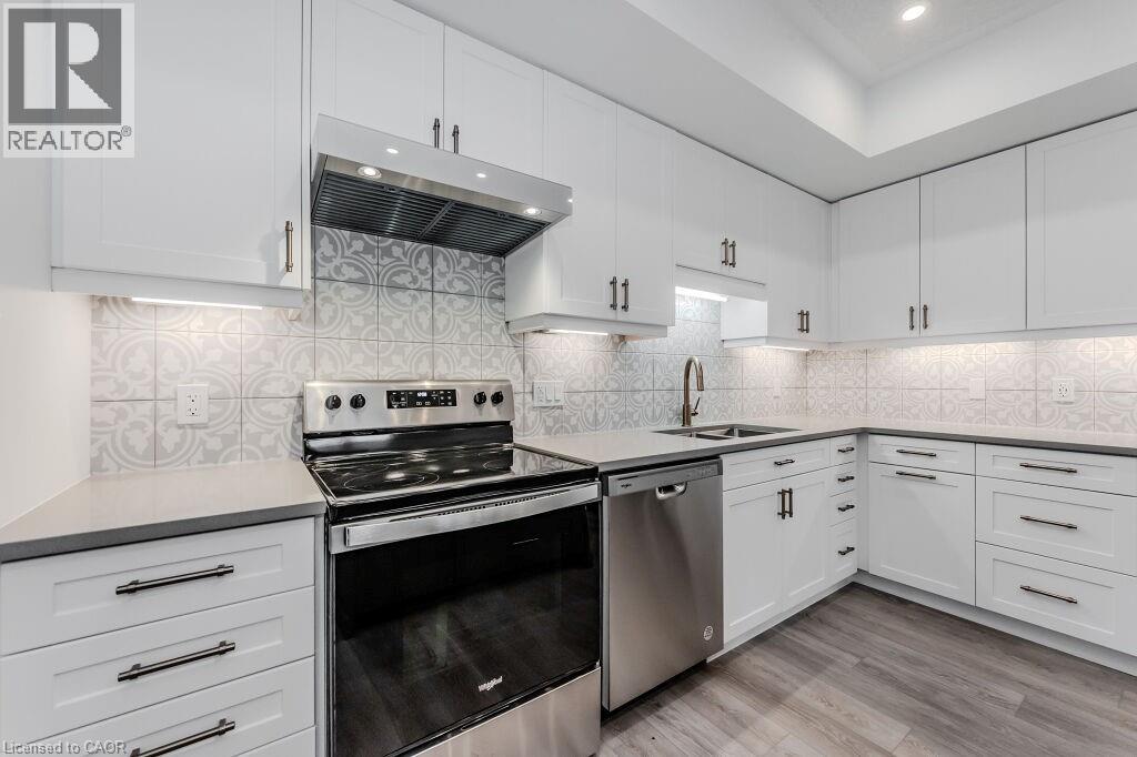 142 Foamflower Place Unit# C42, Waterloo, Ontario  N2V 0G9 - Photo 8 - 40809399