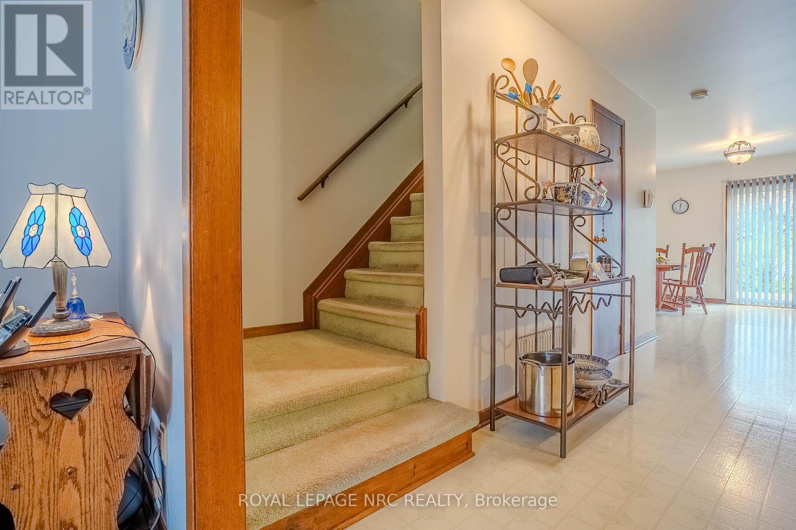 45 Ridgeway Road, Fort Erie (Crystal Beach), Ontario  L0S 1B0 - Photo 19 - X12841346