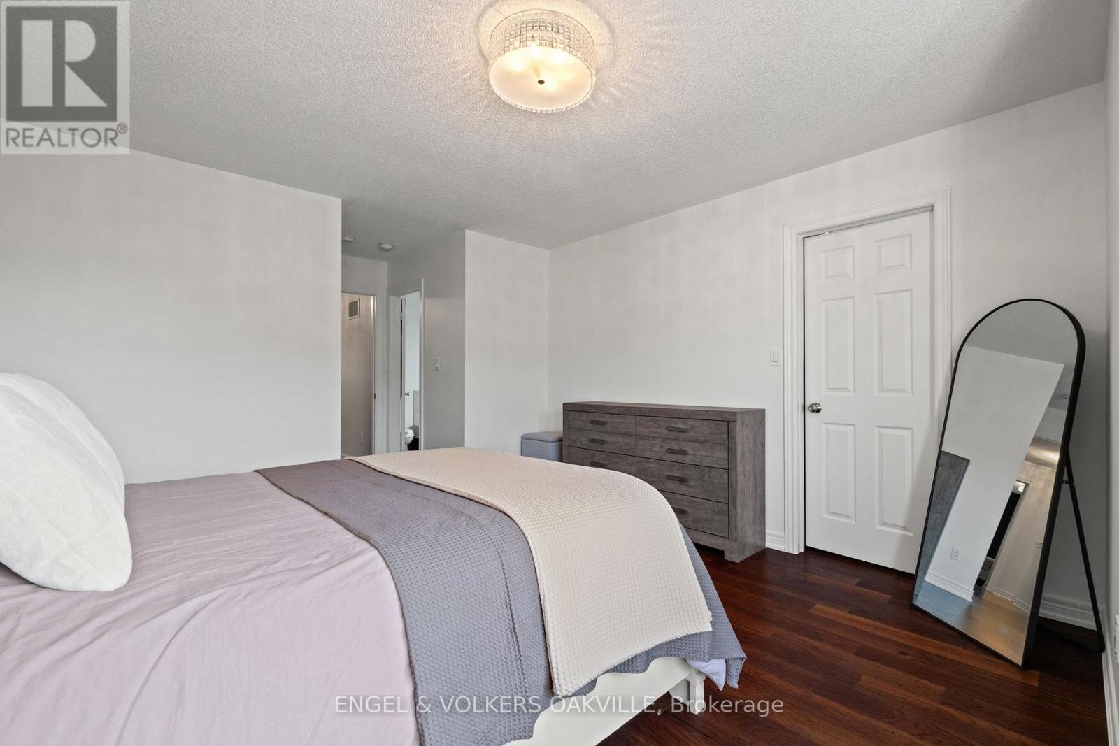 33 Sharpe Crescent, New Tecumseth (Tottenham), Ontario  L0G 1W0 - Photo 30 - N12842244