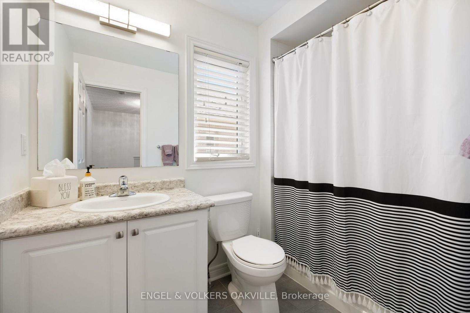 33 Sharpe Crescent, New Tecumseth (Tottenham), Ontario  L0G 1W0 - Photo 35 - N12842244