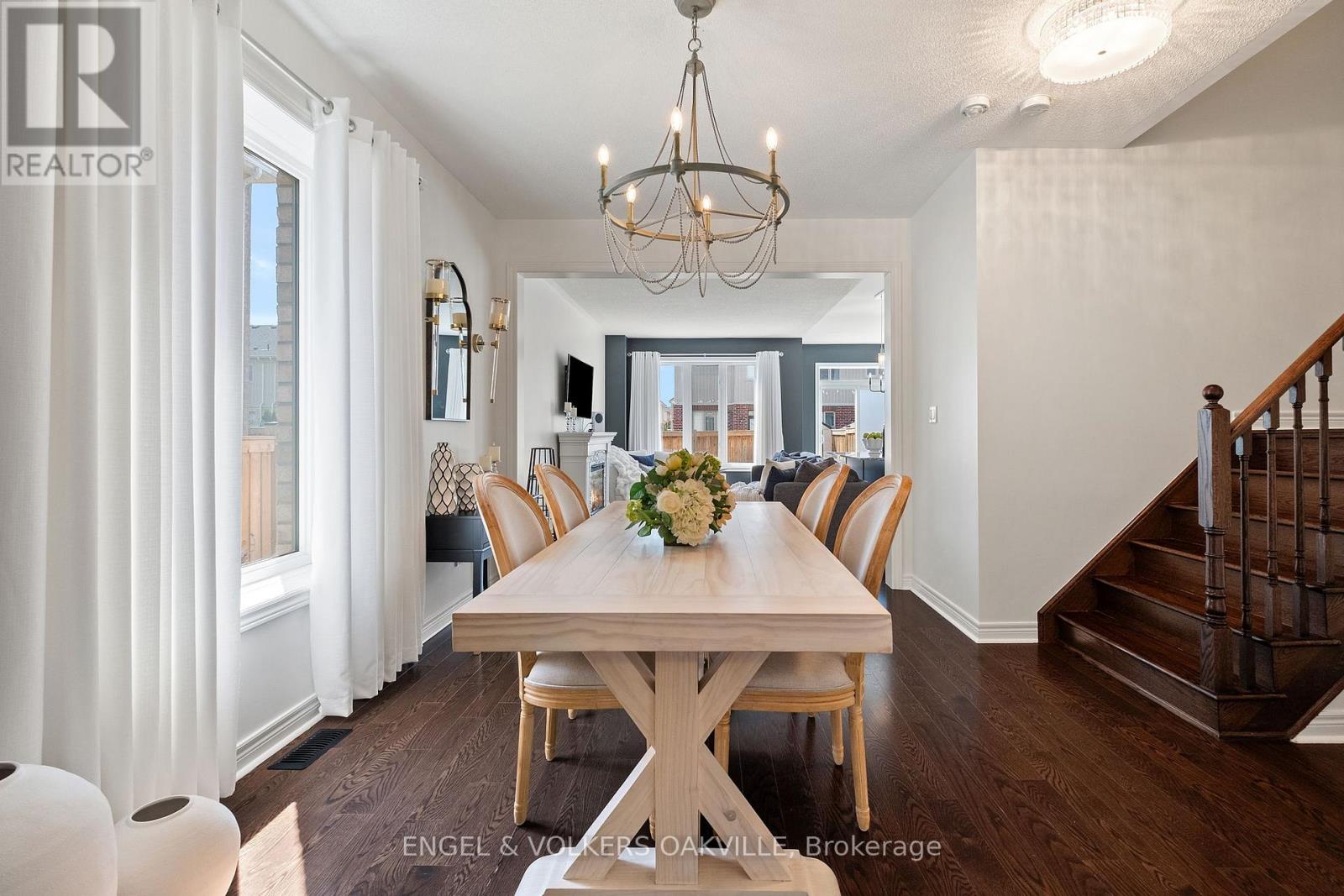 33 Sharpe Crescent, New Tecumseth (Tottenham), Ontario  L0G 1W0 - Photo 7 - N12842244