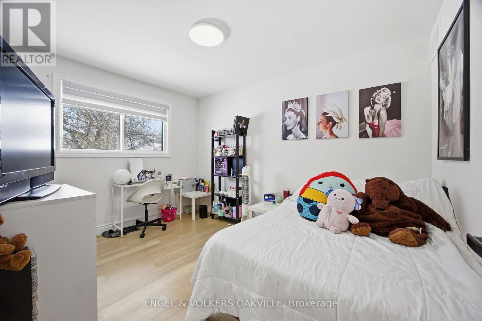 206 Yeates Avenue, Barrie (Painswick North), Ontario  L4N 4C6 - Photo 14 - S12842246