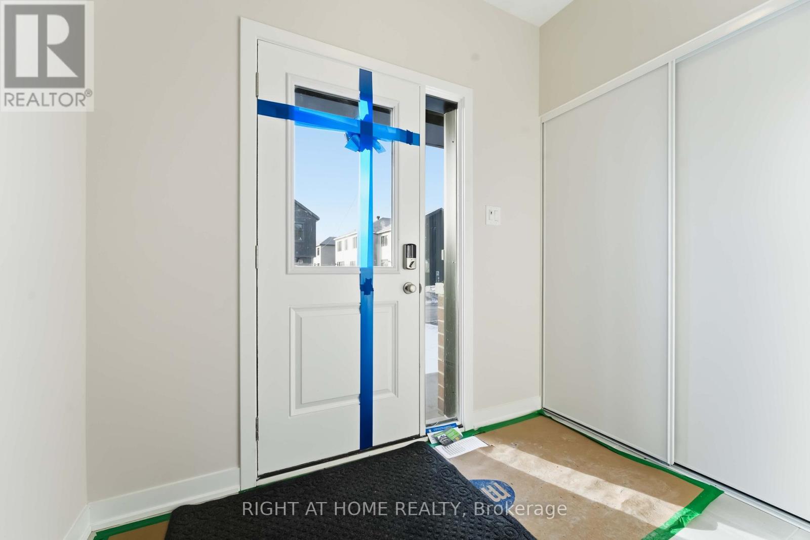 742 Tincture Place, Ottawa, Ontario  K2W 0P2 - Photo 2 - X12804538