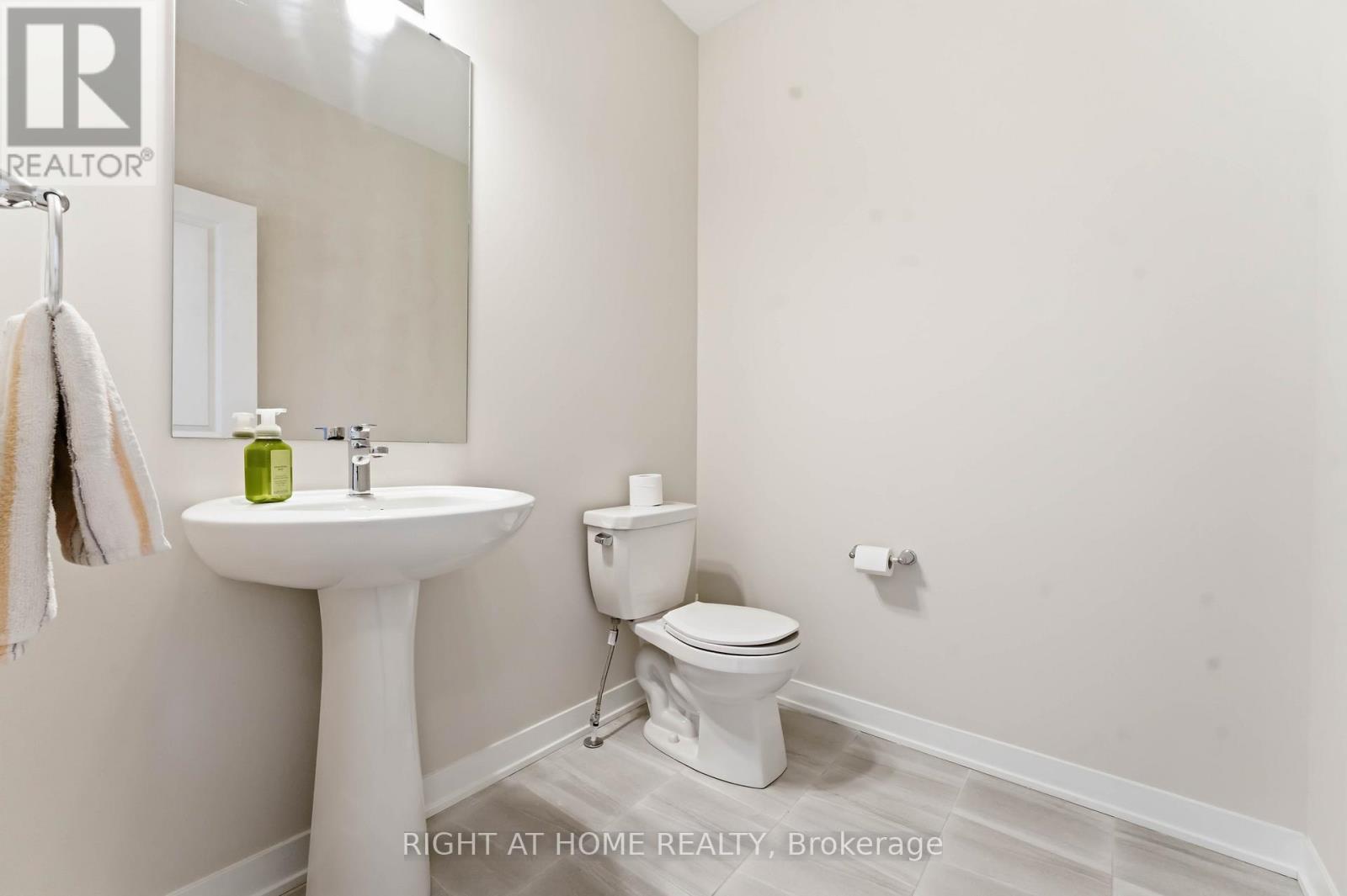 742 Tincture Place, Ottawa, Ontario  K2W 0P2 - Photo 4 - X12804538