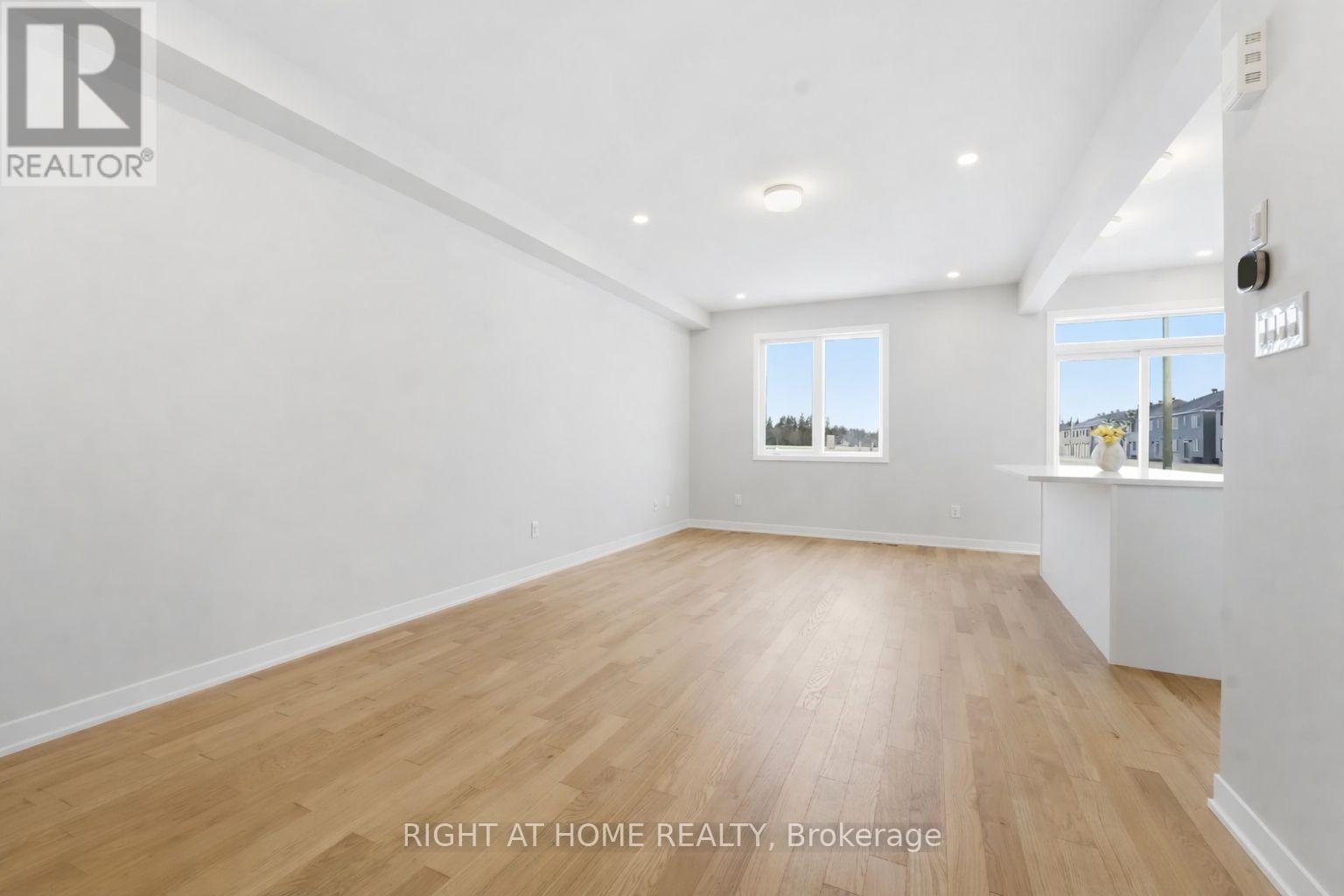 742 Tincture Place, Ottawa, Ontario  K2W 0P2 - Photo 5 - X12804538