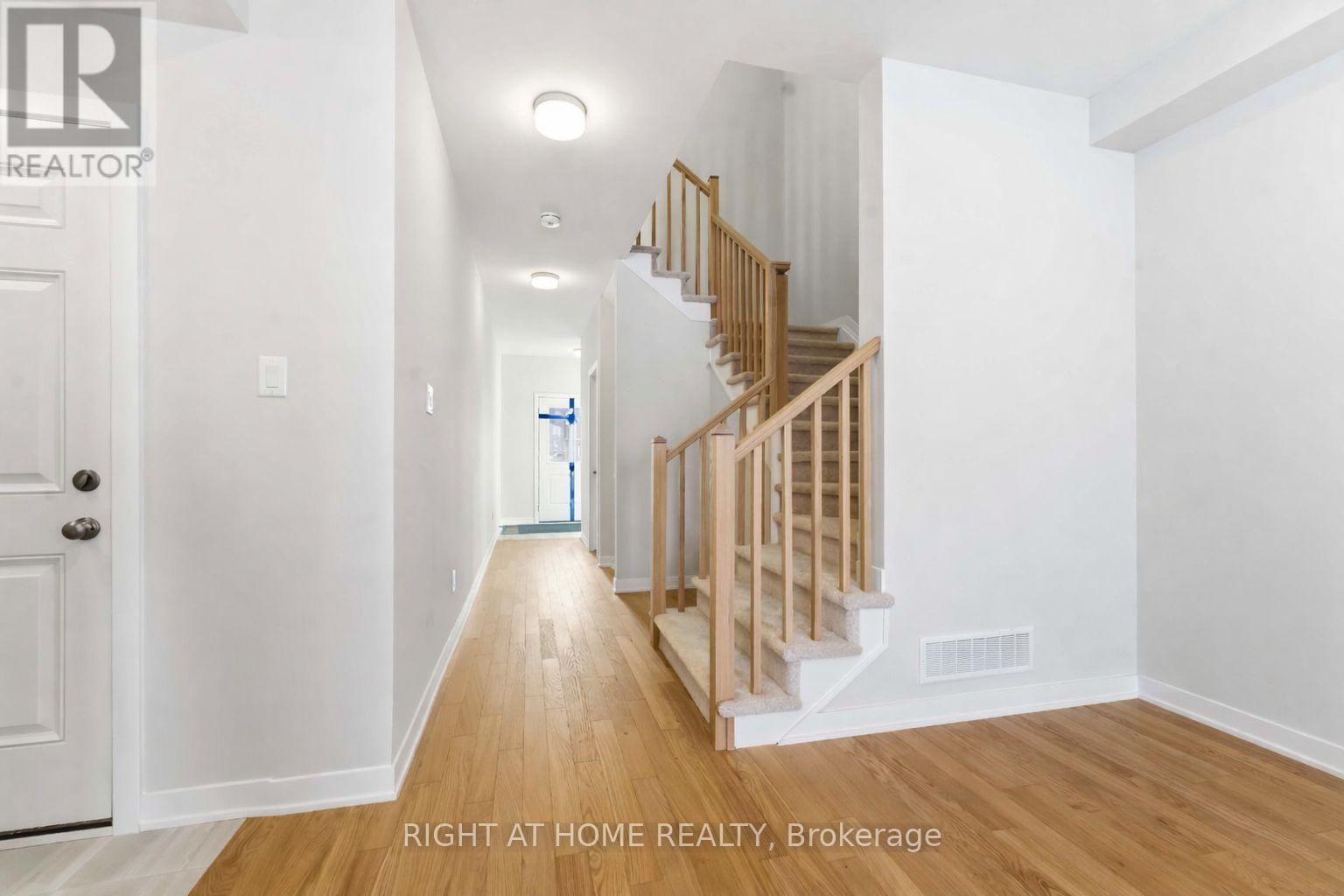 742 Tincture Place, Ottawa, Ontario  K2W 0P2 - Photo 7 - X12804538