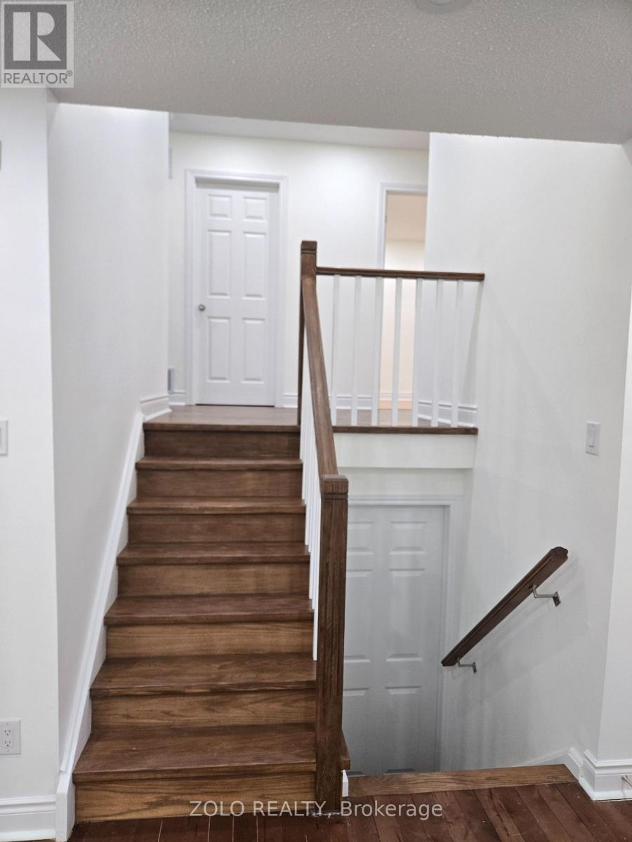 42 Boreham Circle, Brampton, Ontario  L6Z 1T4 - Photo 10 - W12842242