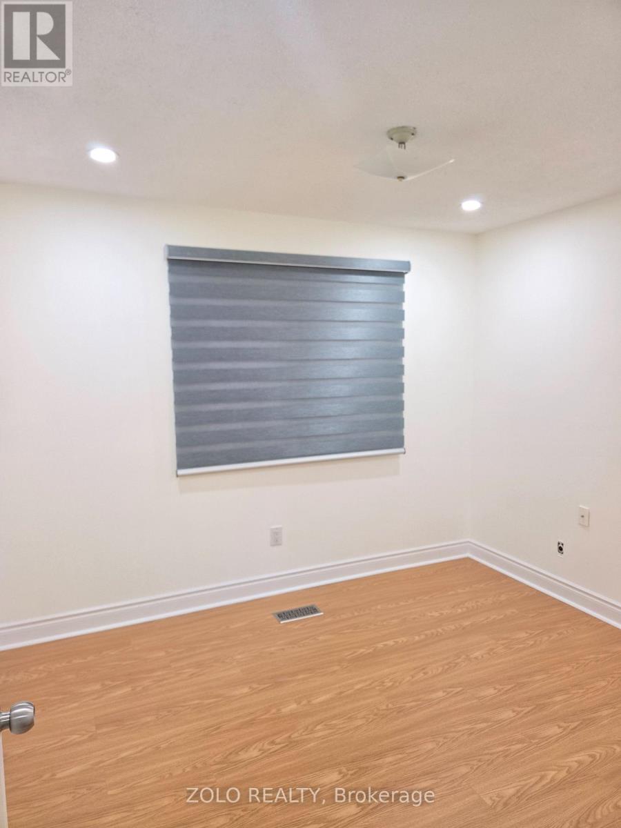 42 Boreham Circle, Brampton, Ontario  L6Z 1T4 - Photo 11 - W12842242