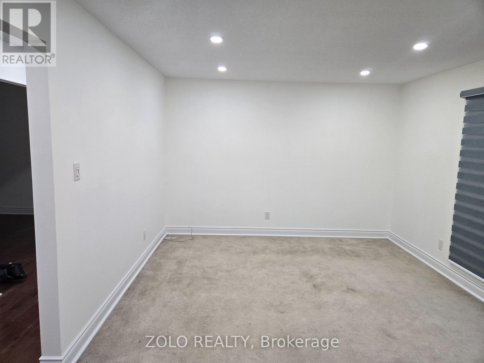 42 Boreham Circle, Brampton, Ontario  L6Z 1T4 - Photo 4 - W12842242