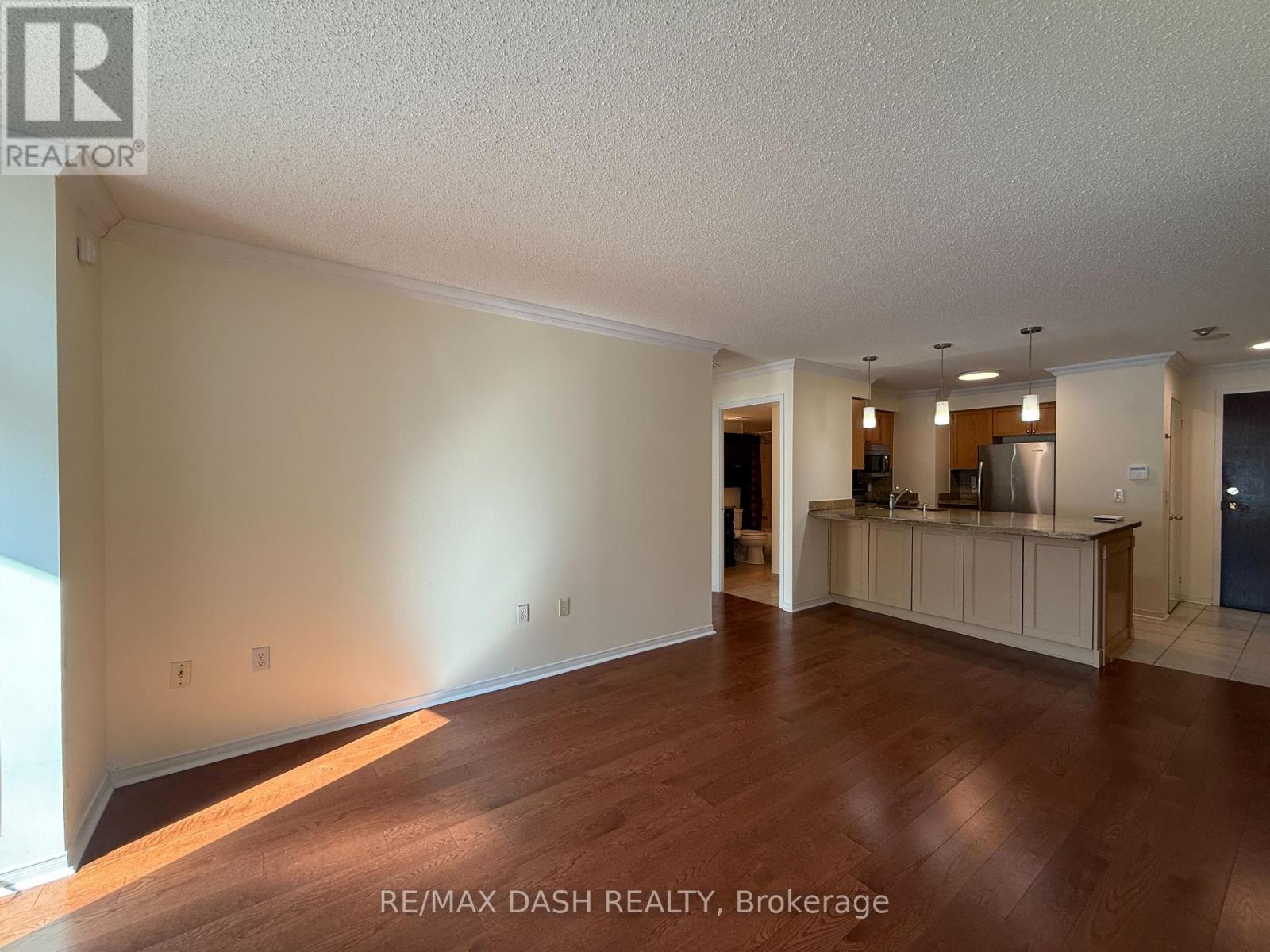 106 - 17 Michael Power Place, Toronto, Ontario  M9A 5G5 - Photo 14 - W12842250