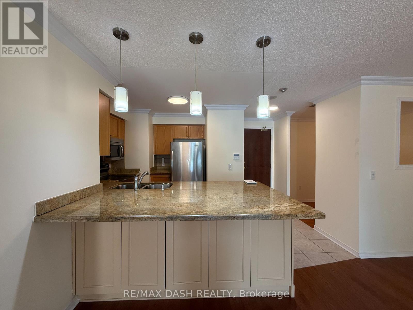 106 - 17 Michael Power Place, Toronto, Ontario  M9A 5G5 - Photo 16 - W12842250