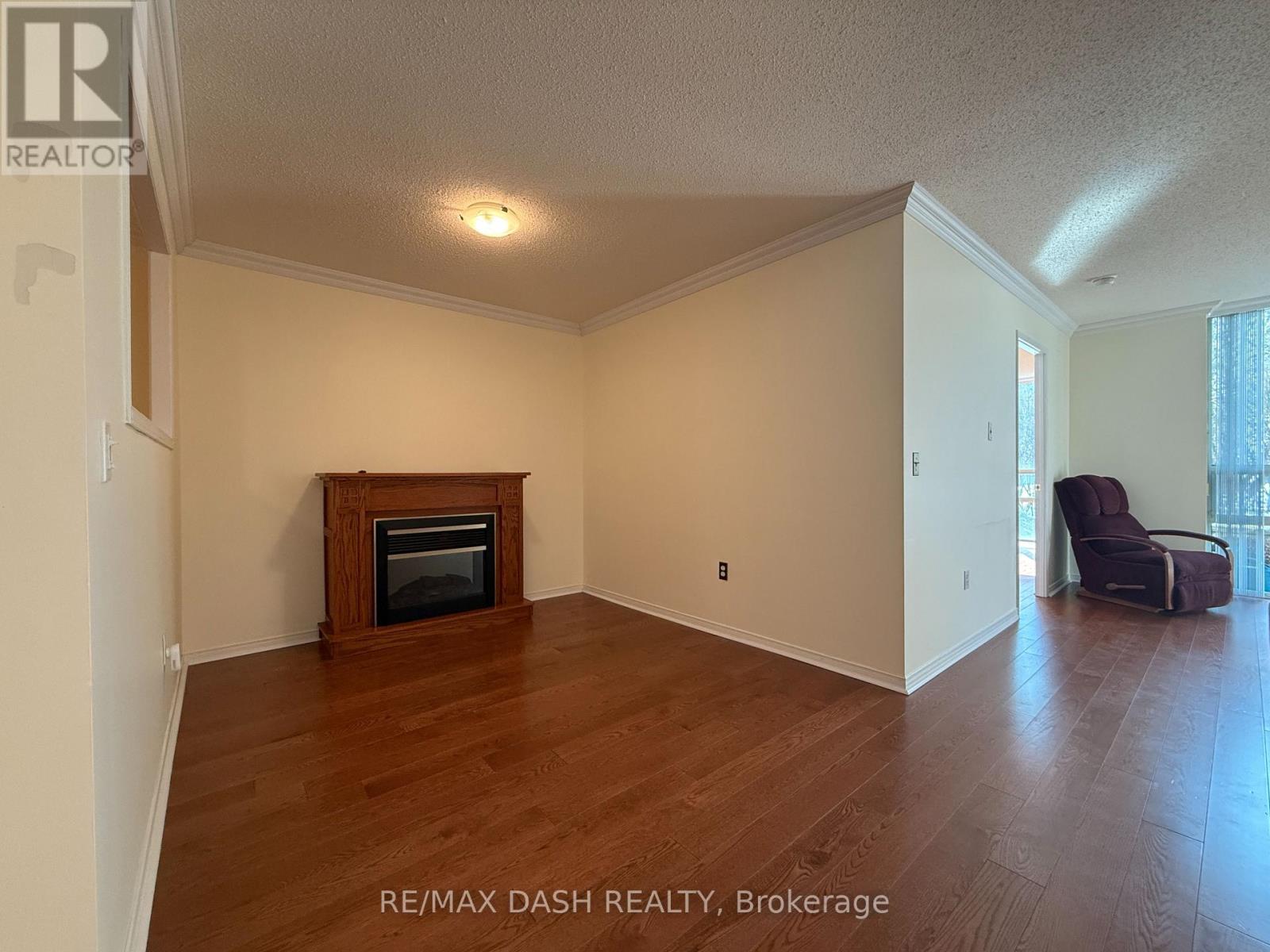 106 - 17 Michael Power Place, Toronto, Ontario  M9A 5G5 - Photo 18 - W12842250