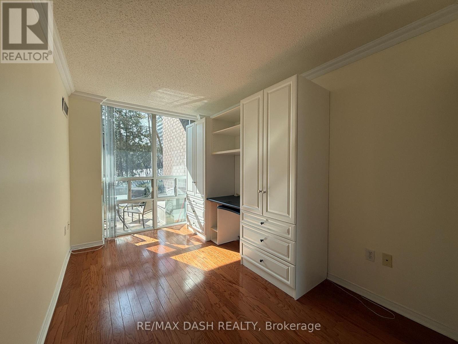 106 - 17 Michael Power Place, Toronto, Ontario  M9A 5G5 - Photo 20 - W12842250