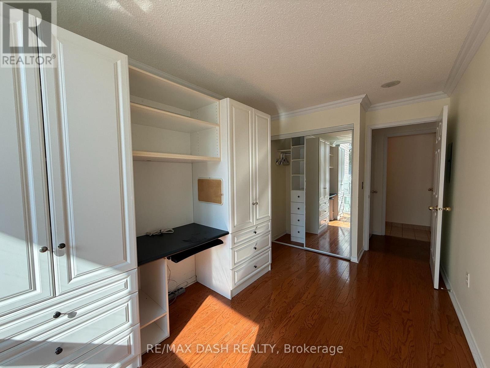 106 - 17 Michael Power Place, Toronto, Ontario  M9A 5G5 - Photo 22 - W12842250