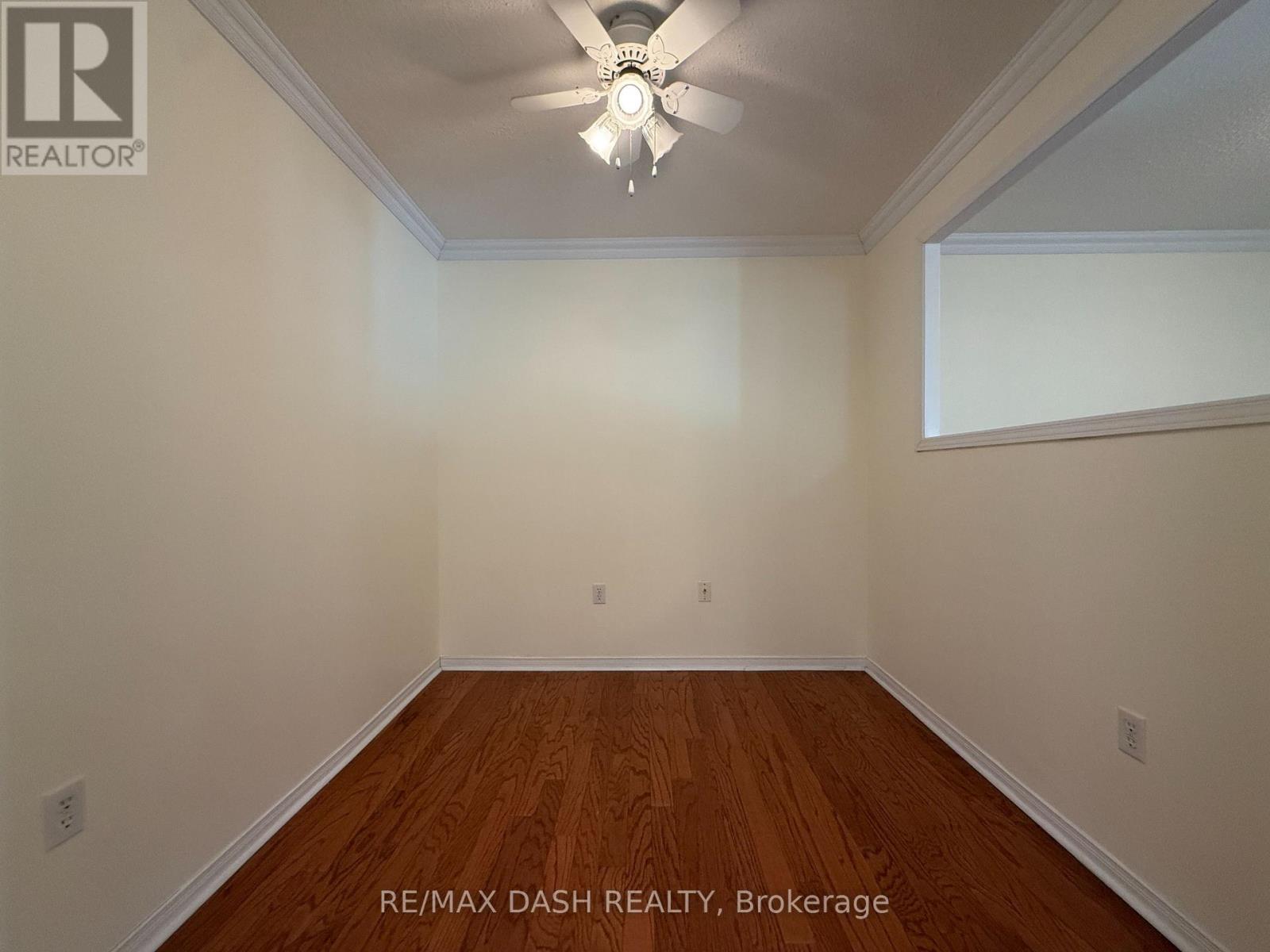 106 - 17 Michael Power Place, Toronto, Ontario  M9A 5G5 - Photo 3 - W12842250