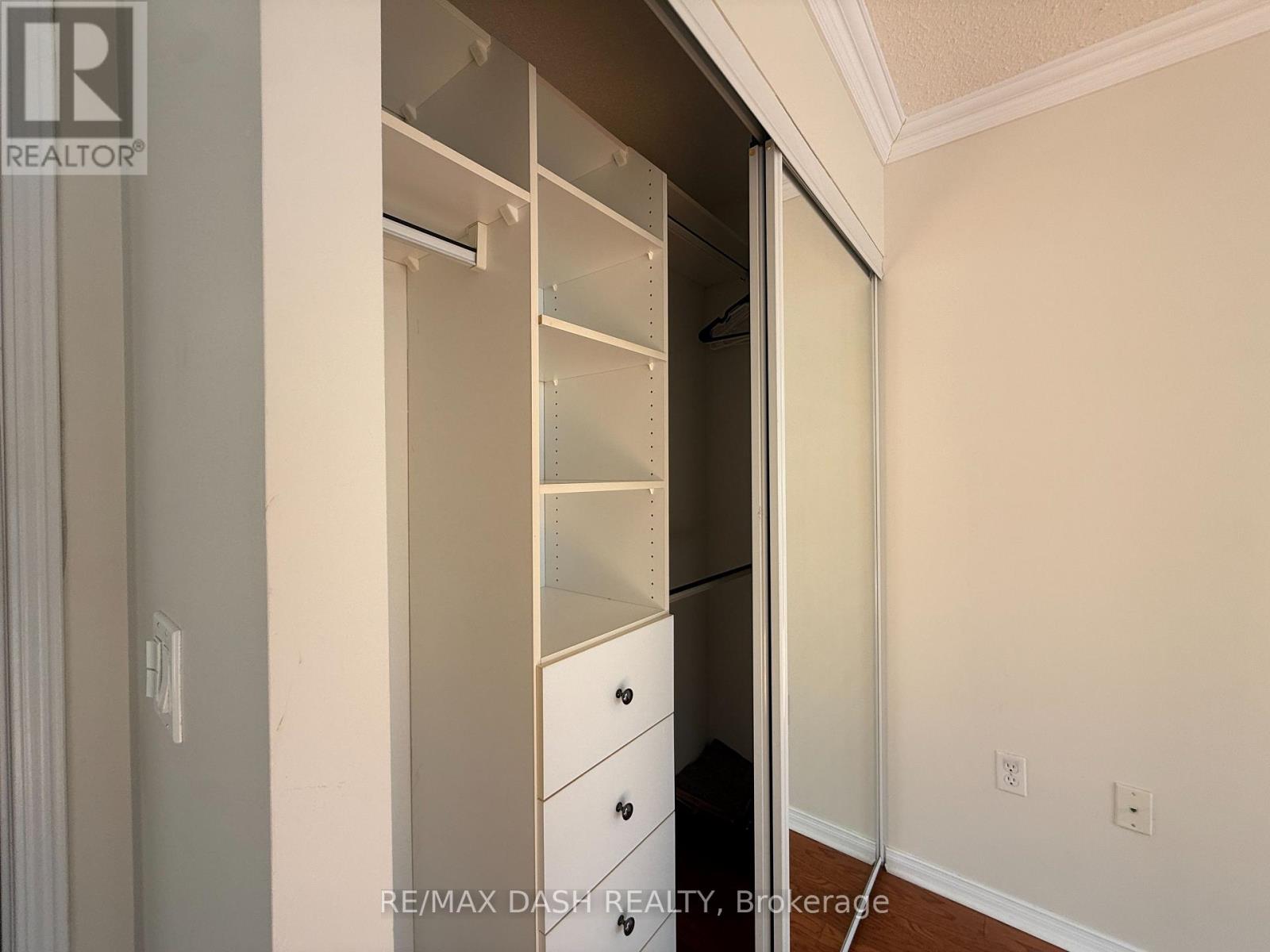 106 - 17 Michael Power Place, Toronto, Ontario  M9A 5G5 - Photo 30 - W12842250