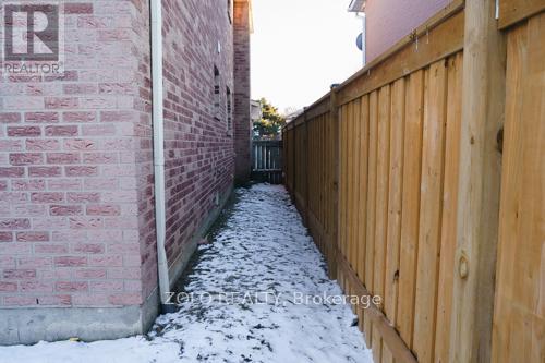 655 Paragon Place E, Mississauga, Ontario  L5B 2Z6 - Photo 30 - W12842254