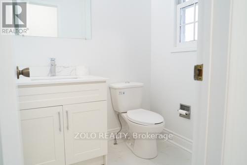 655 Paragon Place E, Mississauga, Ontario  L5B 2Z6 - Photo 7 - W12842254