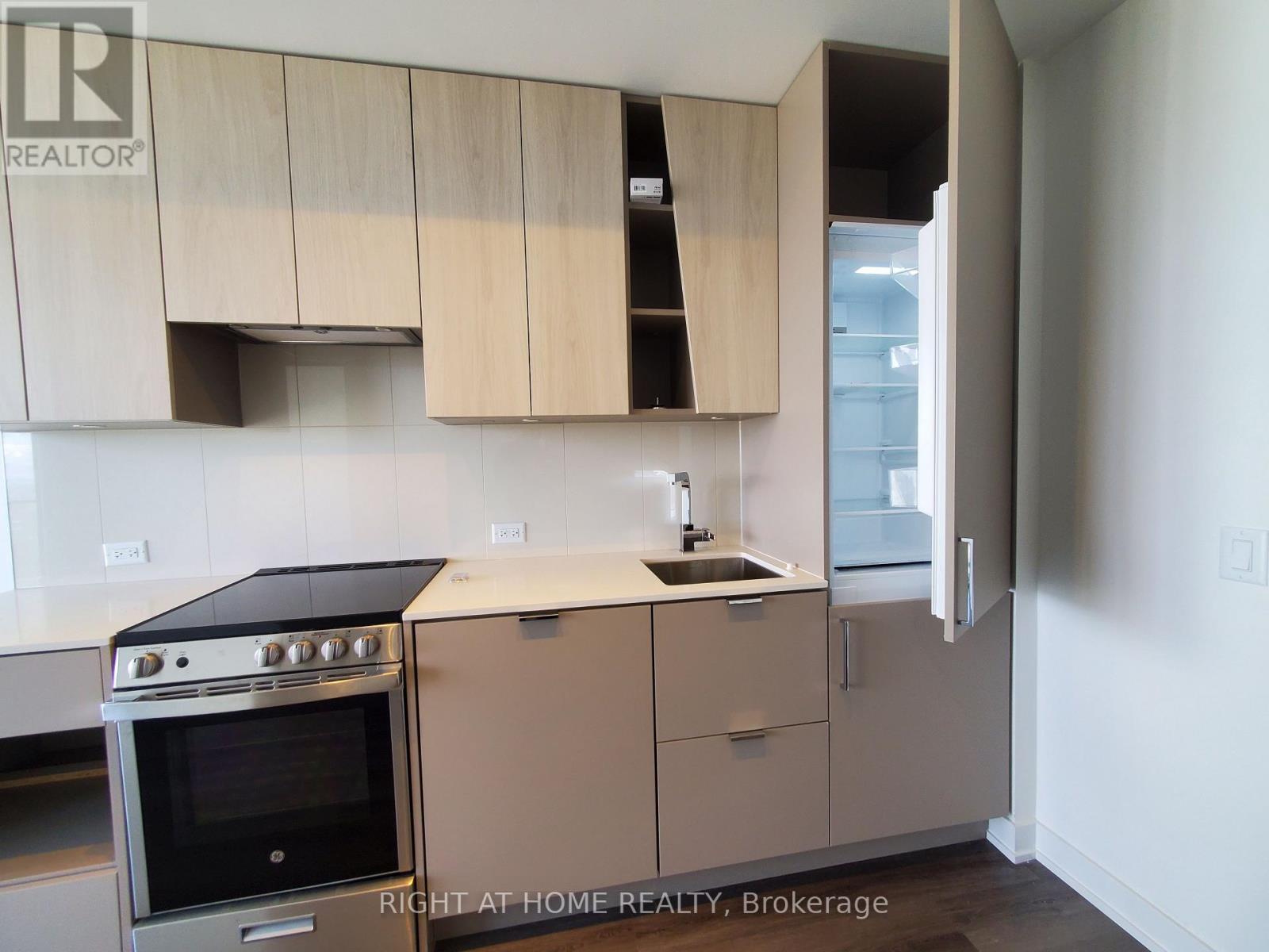 5102 - 3883 Quartz Road, Mississauga, Ontario  L5B 0M4 - Photo 5 - W12842262