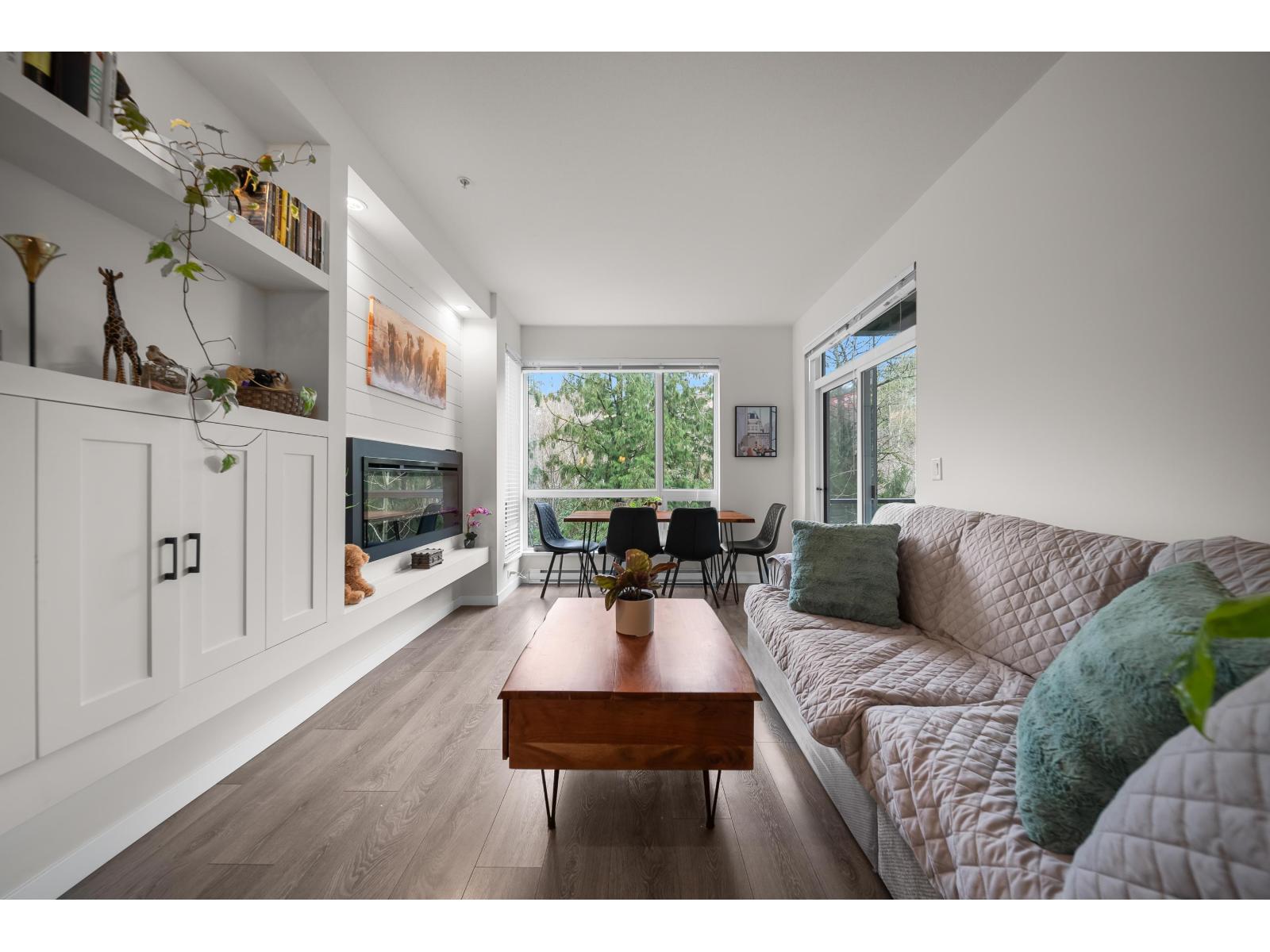 204 2238 Whatcom Road, Abbotsford, British Columbia  V3G 0E6 - Photo 2 - R3086481