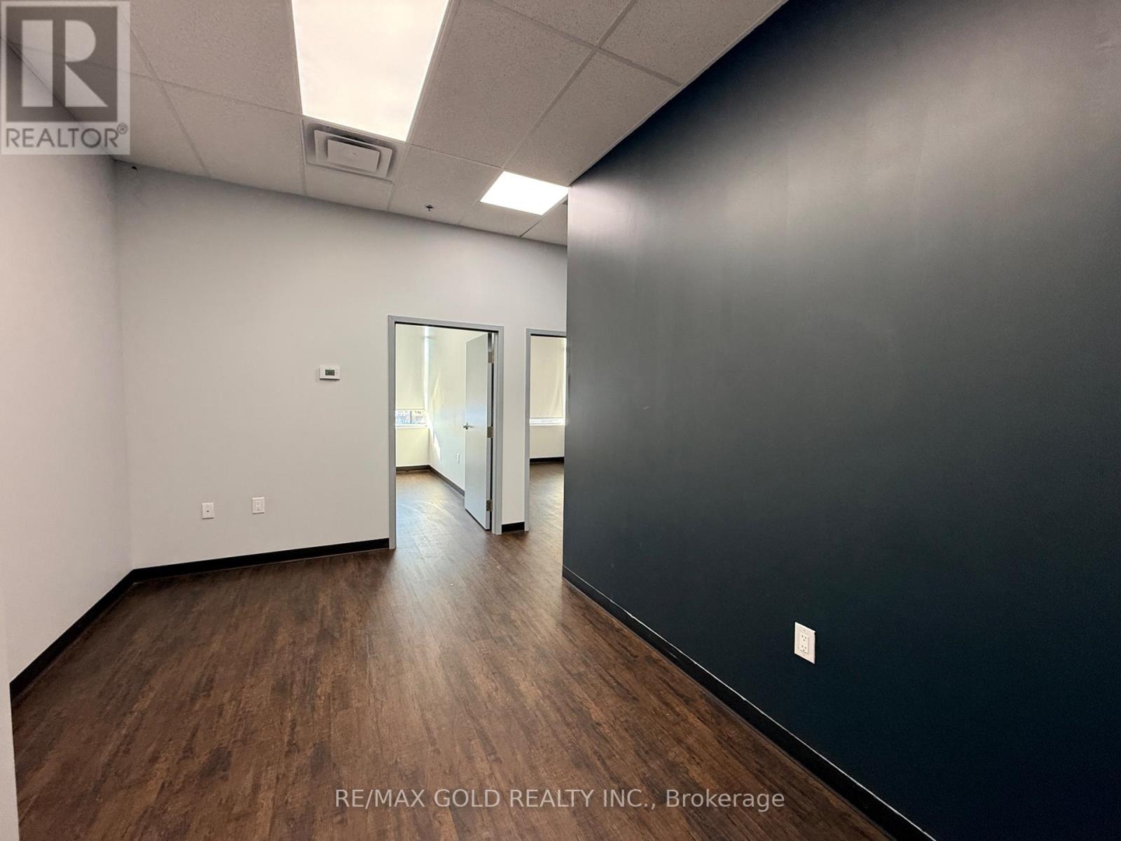 231 - 3465 Platinum Drive, Mississauga, Ontario  L5M 2S1 - Photo 2 - W12833848