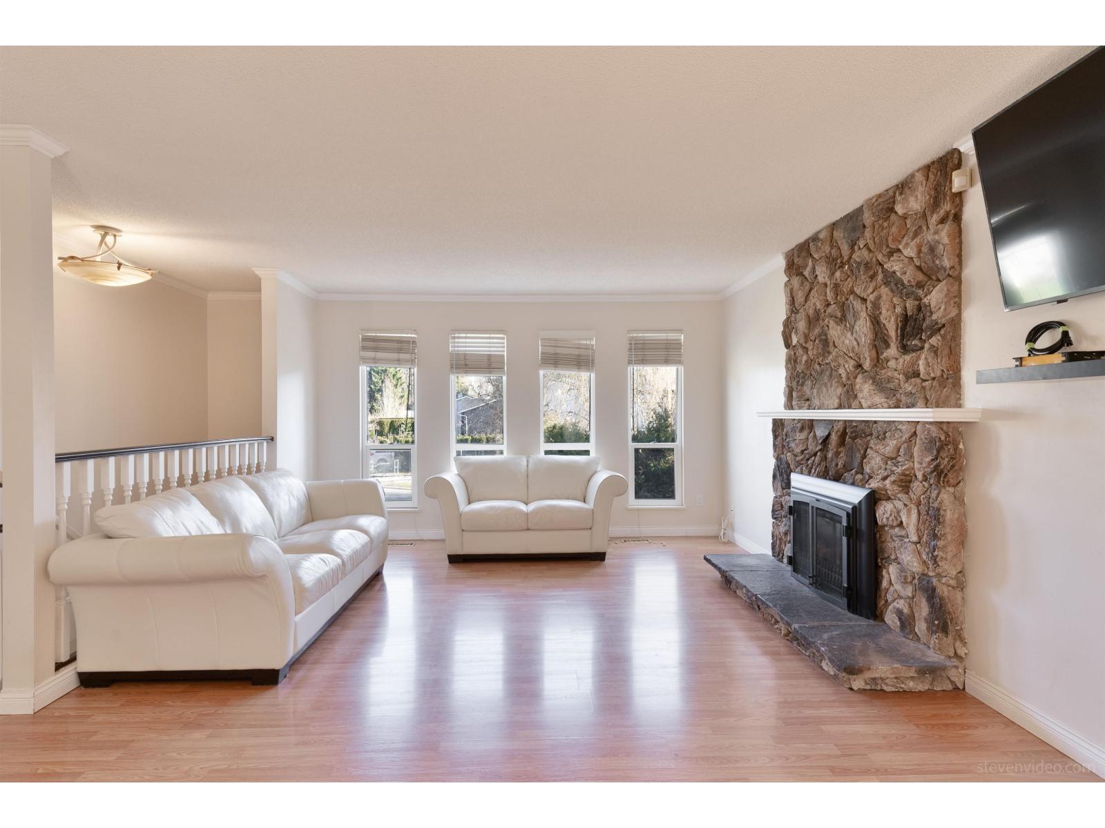 5003 205 Street, Langley, British Columbia  V3A 5P8 - Photo 10 - R3095217