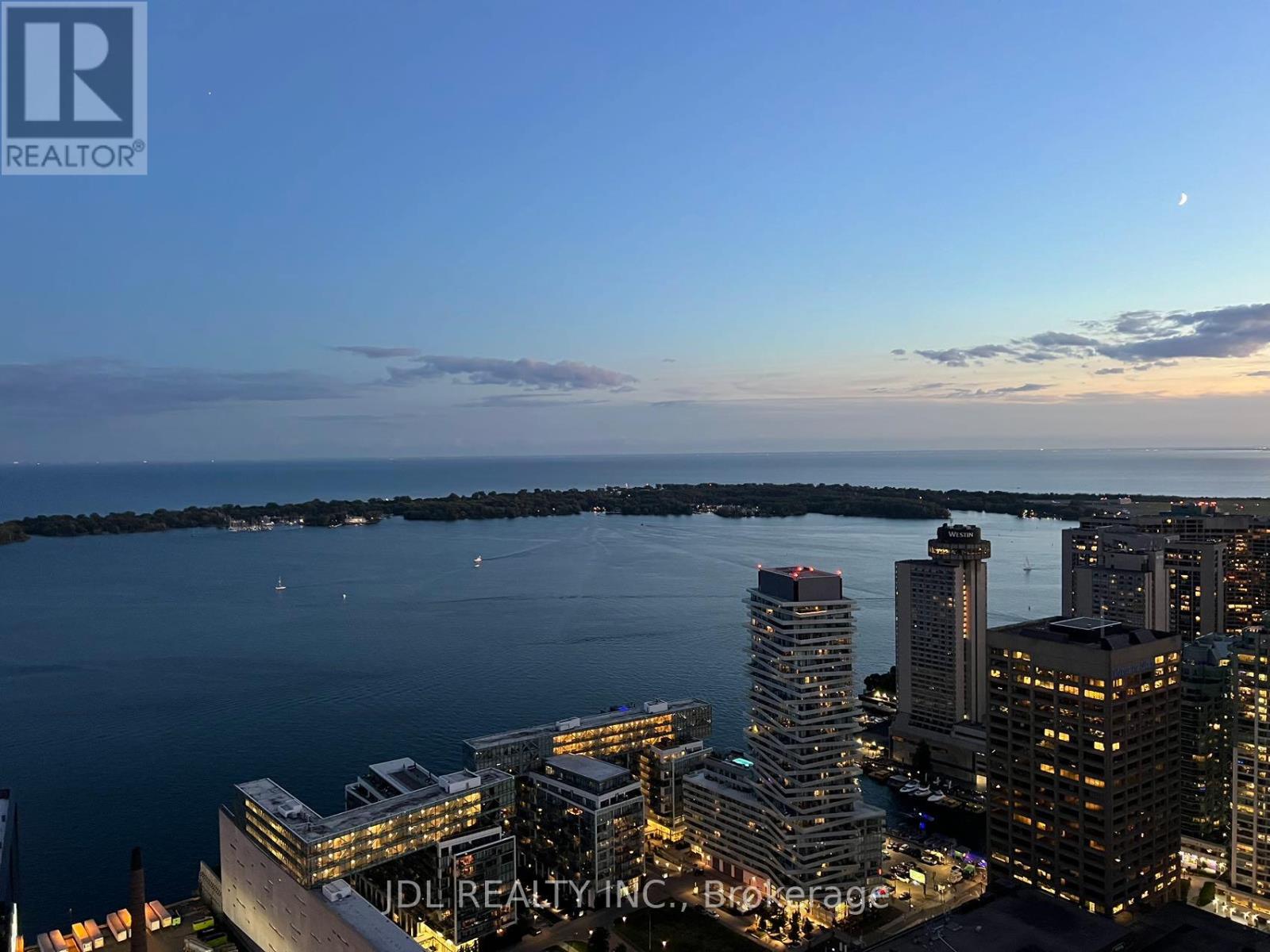 5811 - 55 Cooper Street, Toronto, Ontario  M5E 0G1 - Photo 12 - C12842300