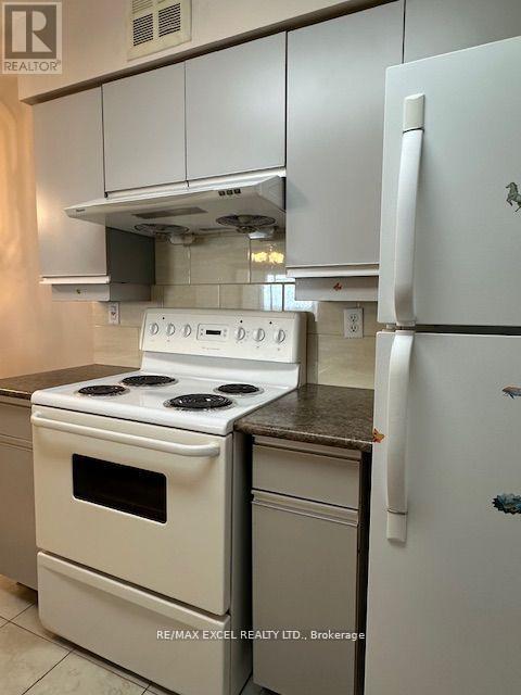 617 - 175 Bamburgh Circle, Toronto, Ontario  M1W 3X8 - Photo 9 - E12842294