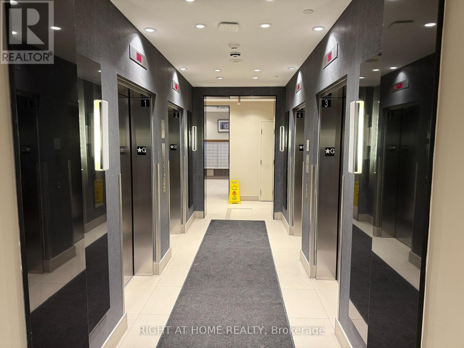 402 - 3975 Grand Park Drive, Mississauga, Ontario  L5B 0K4 - Photo 7 - W12842284