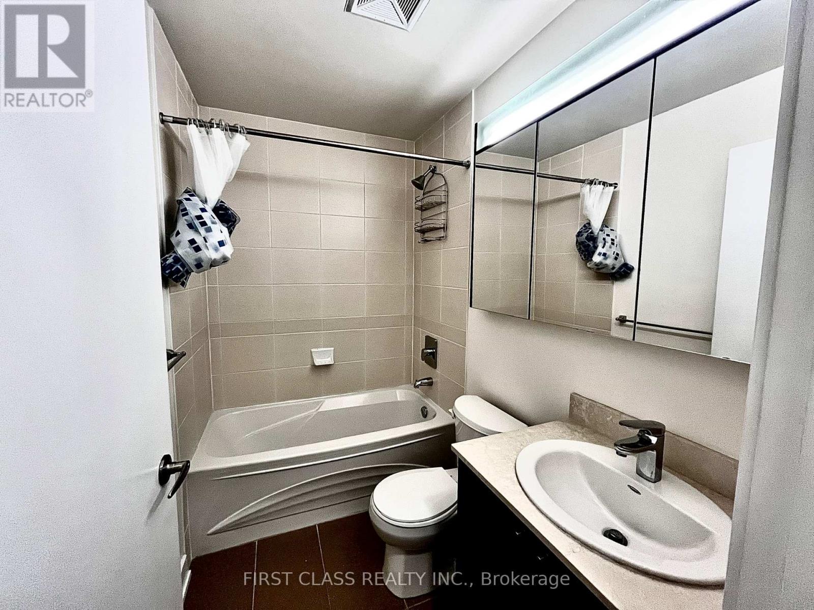 1204 - 4070 Confederation Parkway, Mississauga, Ontario  L5B 0E9 - Photo 14 - W12842292