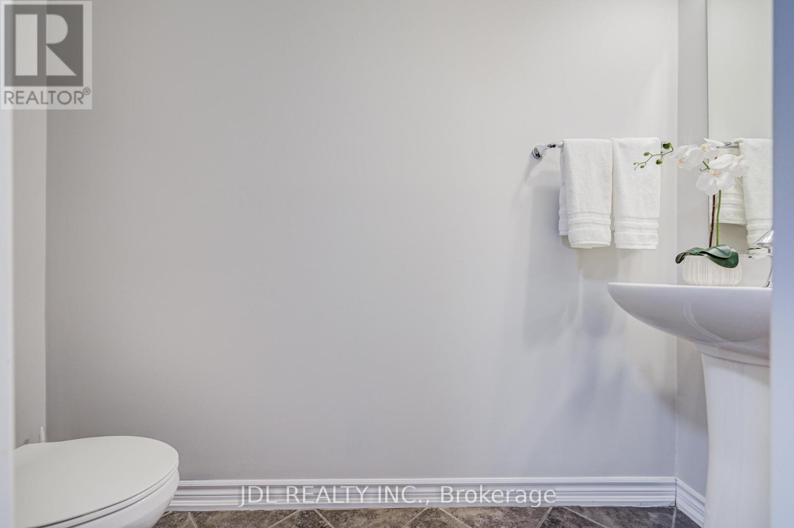 25 - 3002 Preserve Drive, Oakville, Ontario  L6M 0V5 - Photo 34 - W12842306