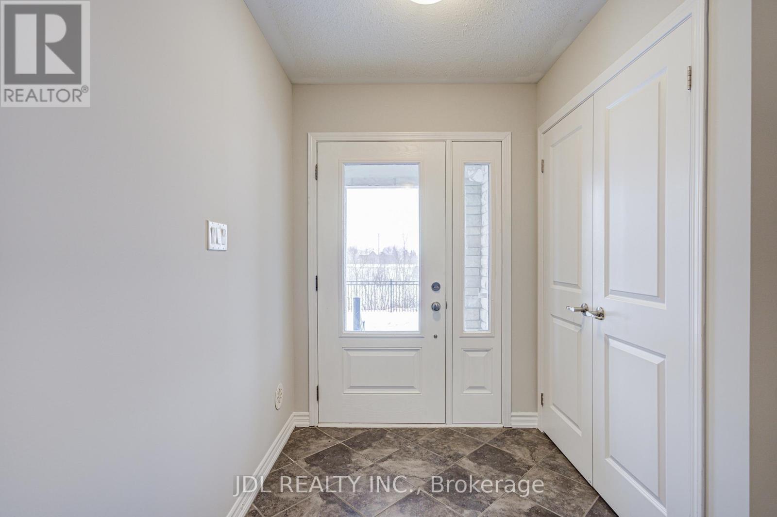 25 - 3002 Preserve Drive, Oakville, Ontario  L6M 0V5 - Photo 4 - W12842306