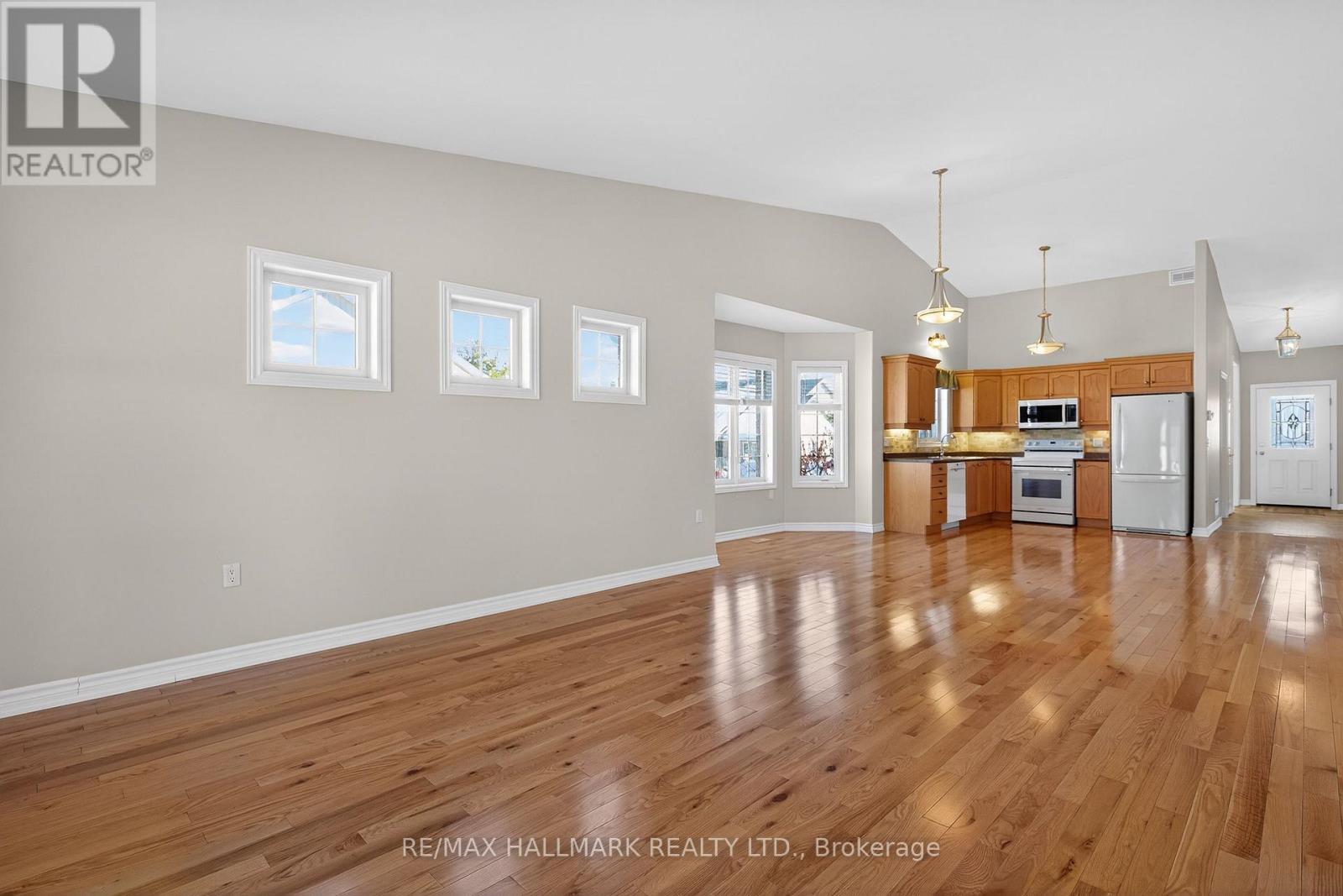 105 - 86 Village Crescent, Peterborough, Ontario  K9J 8S7 - Photo 18 - X12842296